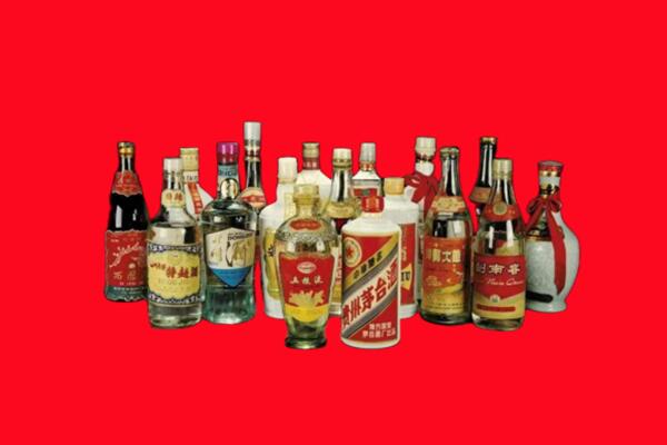 盖州市回收十八老酒.jpg